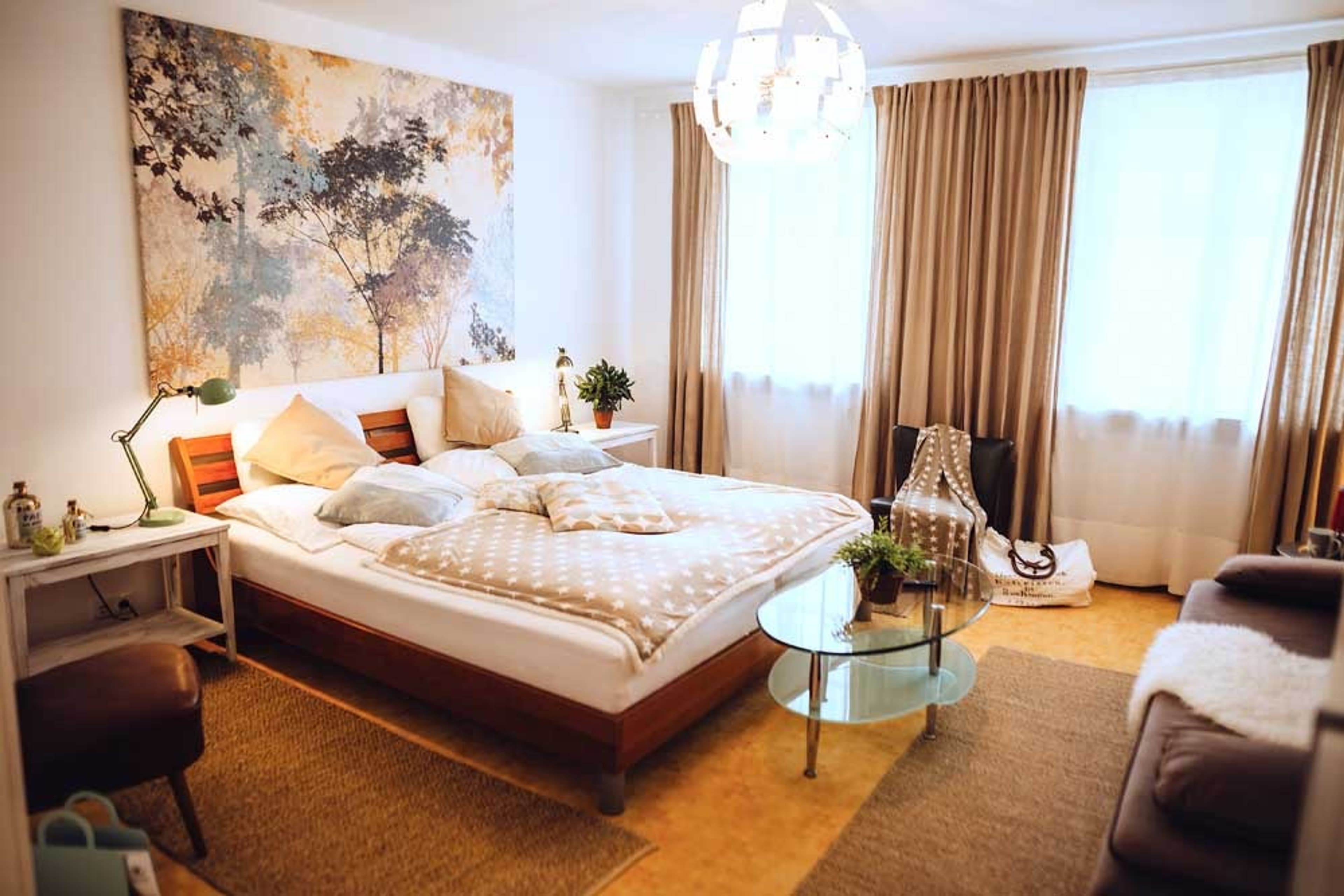 No.°2 | standard - brown | no breakfast