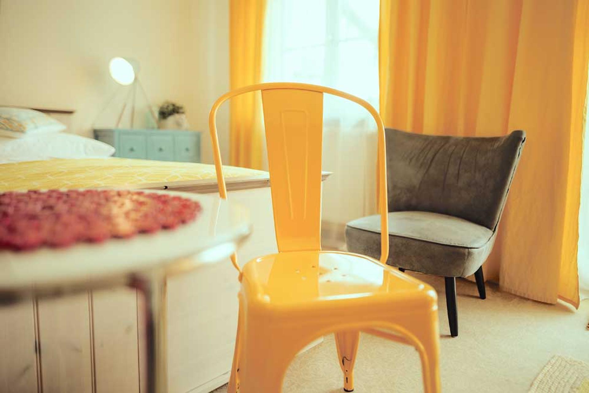 No.°6 | balcony - yellow | no breakfast - 8